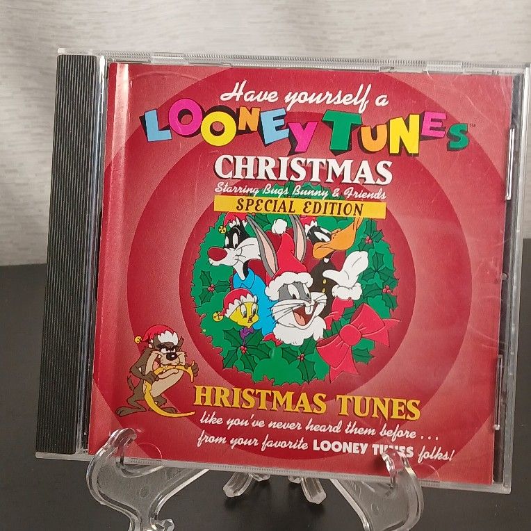 Have Yourself a Looney Tunes Christmas | Bugs Bunny & Friends | USED CD VINTAGE