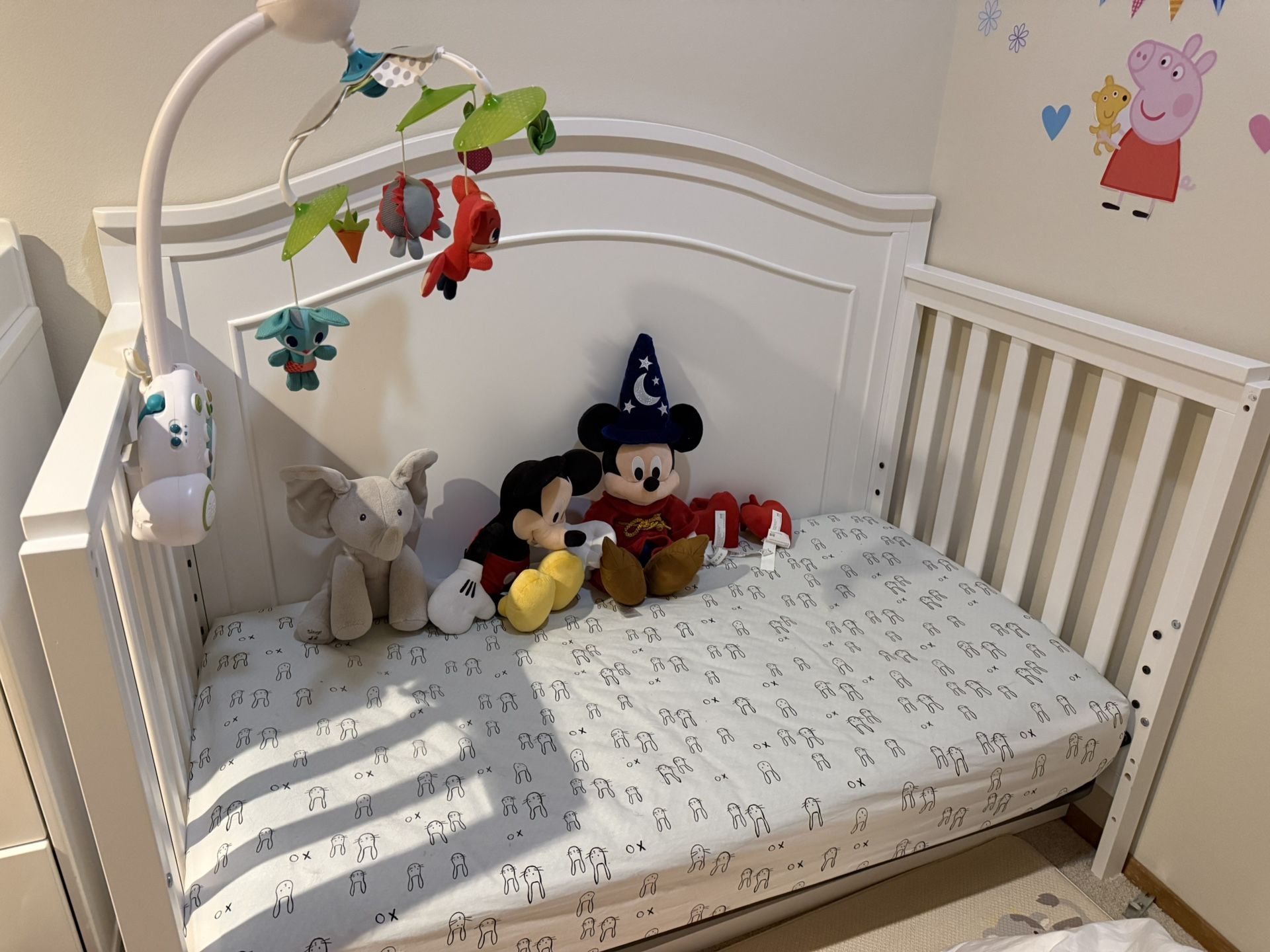 Delta 4 In 1 Convertible Baby Crib With Mattress