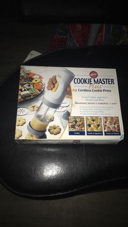 Wilton Cookie Master Plus Cordless Cookie Press