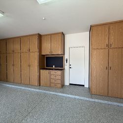 Cabinets 