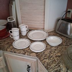 VINTAGE CORELLE by Corning Dinnerware