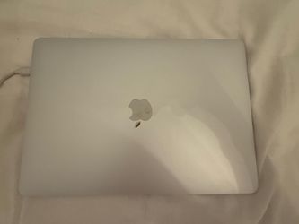 MacBook Pro 13” 2019 – Great Condition 🔥