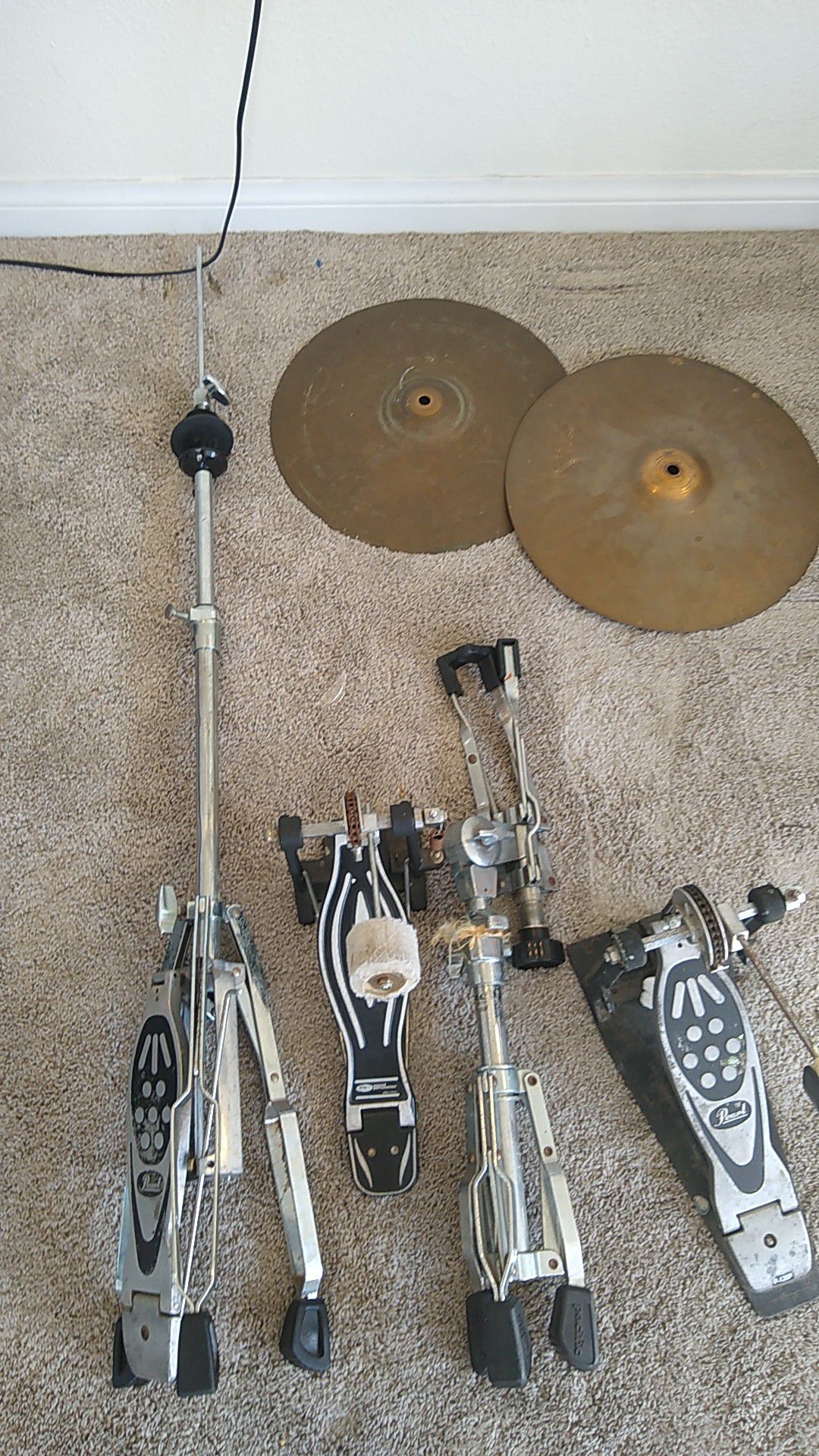 Drum set pieces
