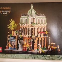 LEGO Icons: Boutique Hotel 10297 (New Sealed)