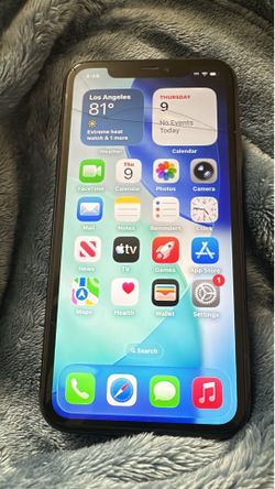IPHONE 11 CARRIER UNLOCKED.