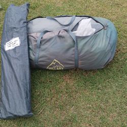 Sears " Hilary " 4 Person Tent