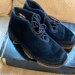 Size 8 1/2 Mohair Jordan’s