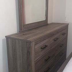 Queen Bedroom Set- Warm Gray