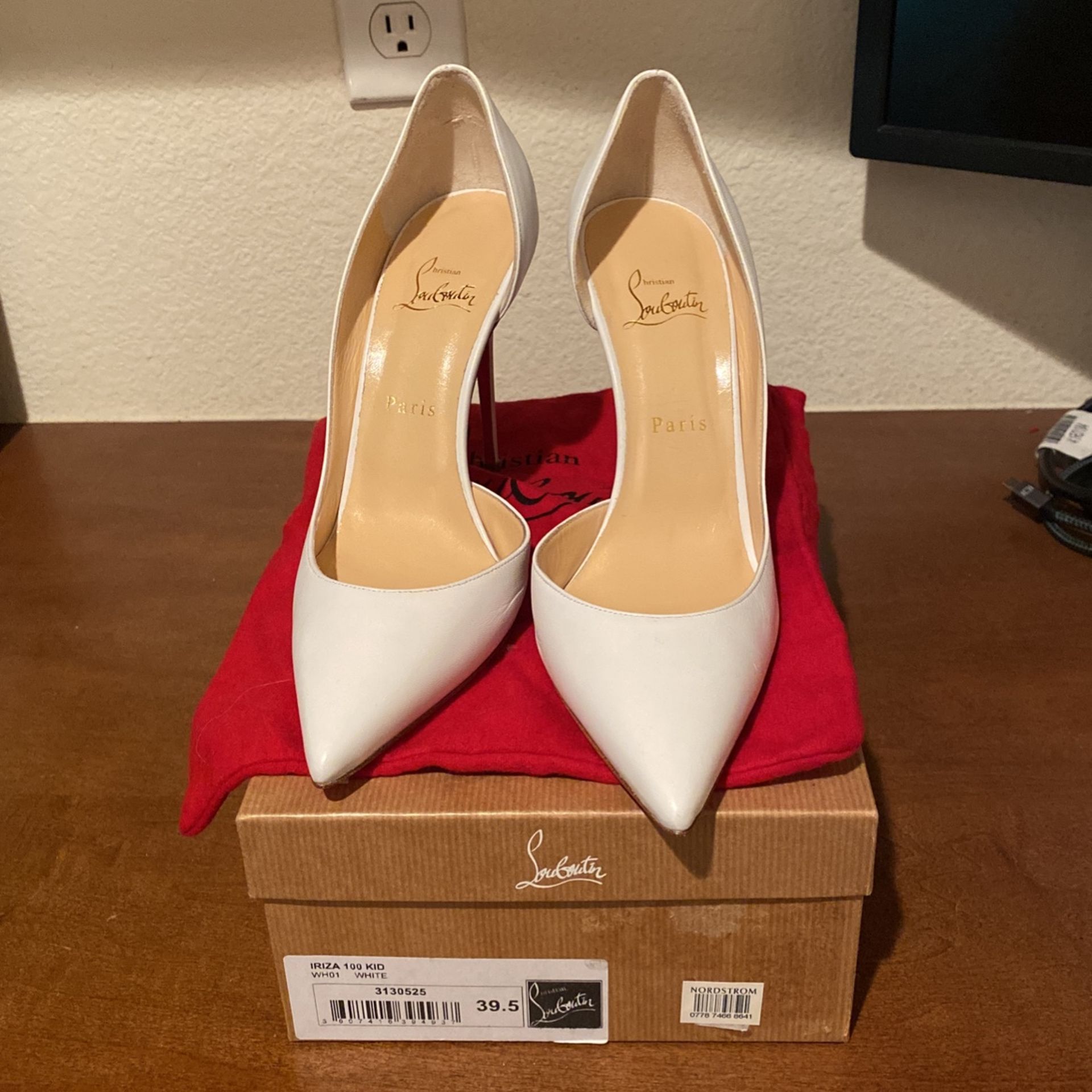 AUTHENTIC LOUBOUTIN 