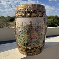 Japanese Satsuma Style Peacock Vase – Hand Painted Decorative 