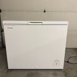 FREE Non-working Hisense Chest Freezer
