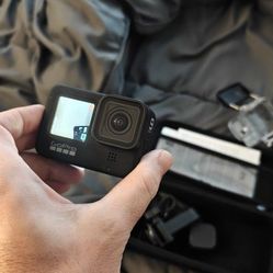 GoPro Hero 9 w/ MAX lens and Accessories 