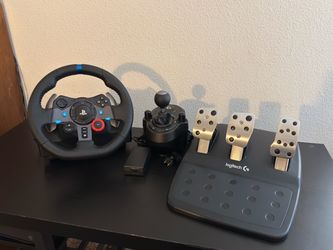 Logitech G29 Racing Wheel with Pedals and Shifter