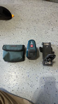 BOSCH laser with clamp