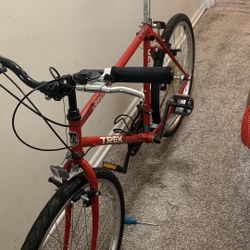 Size tires 26 used TREK bike in good condition
