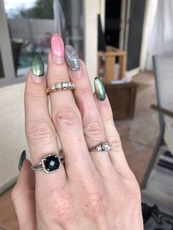 14K gold wedding ring with 5 diamonds