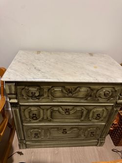 Vintage green end table with marble top