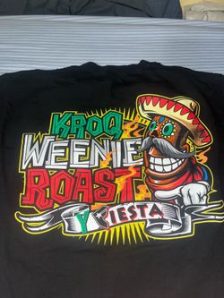 Medium 2017 KROQ Weenie Roast Shirt