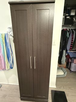 🗄️ Sauder HomePlus Storage Cabinet – Excellent Condition
