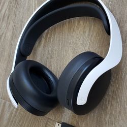 Official Sony PlayStation PULSE 3D Wireless Headset White For PS5 / PS4 Gaming Headphones