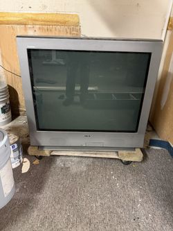 Sony 32 inch CRT TV