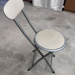 Folding Padded Stool Chair, pick up in Temple city