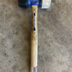 RM24 Rubber Mallet Hammer By Vaughn