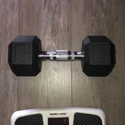 19 pound weight, identifying as 20 pound weight