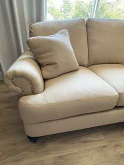 Hyde Sofa Couch Ethan Allen for Sale in Corona CA OfferUp