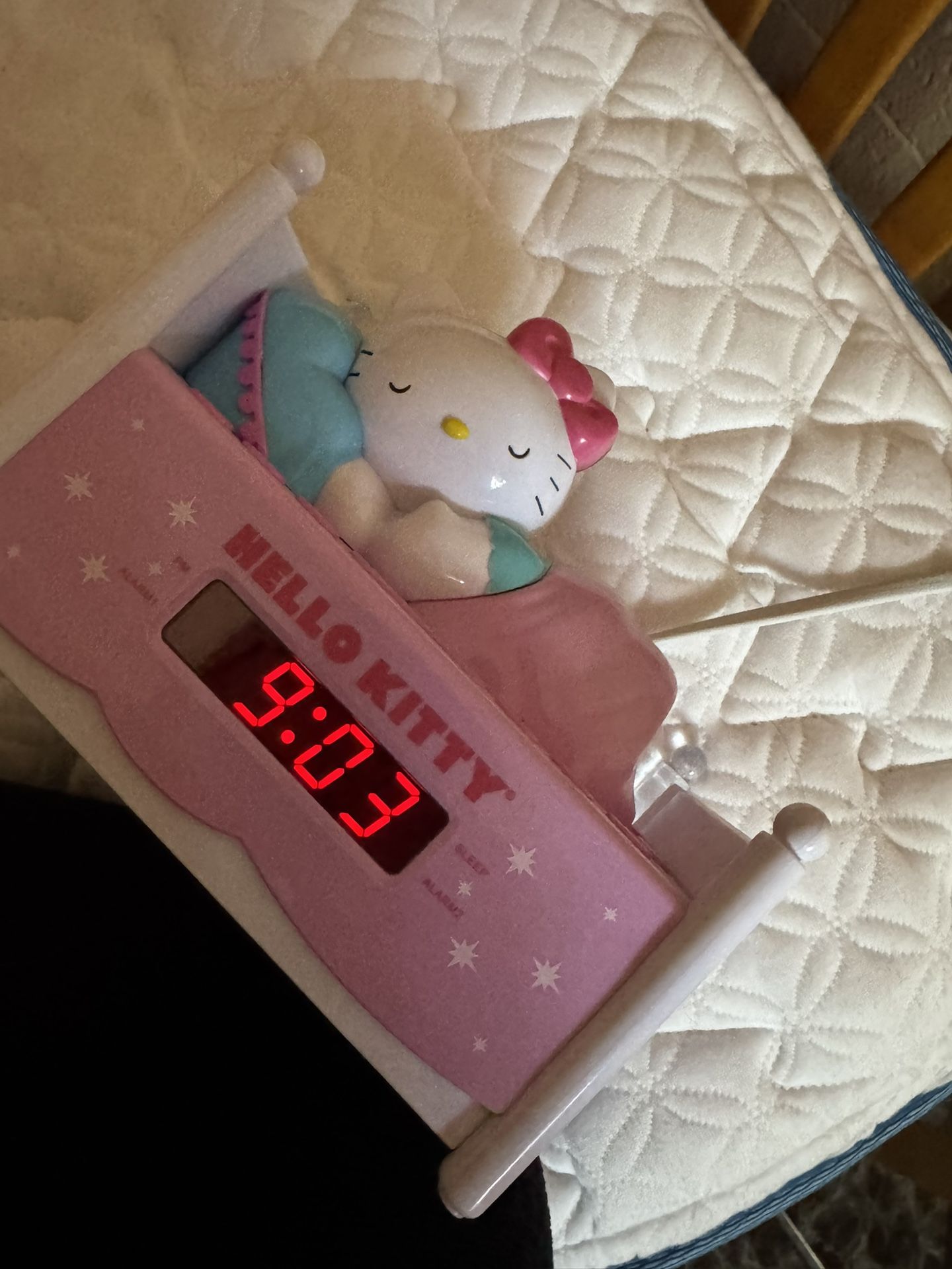 Hello Kitty Alarm Clock Radio
