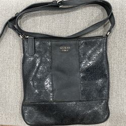 Guess Purse (Black)