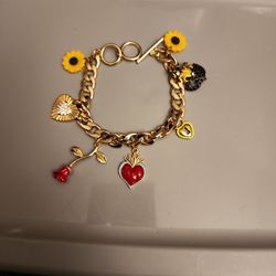 Gold Charm Bracelet 