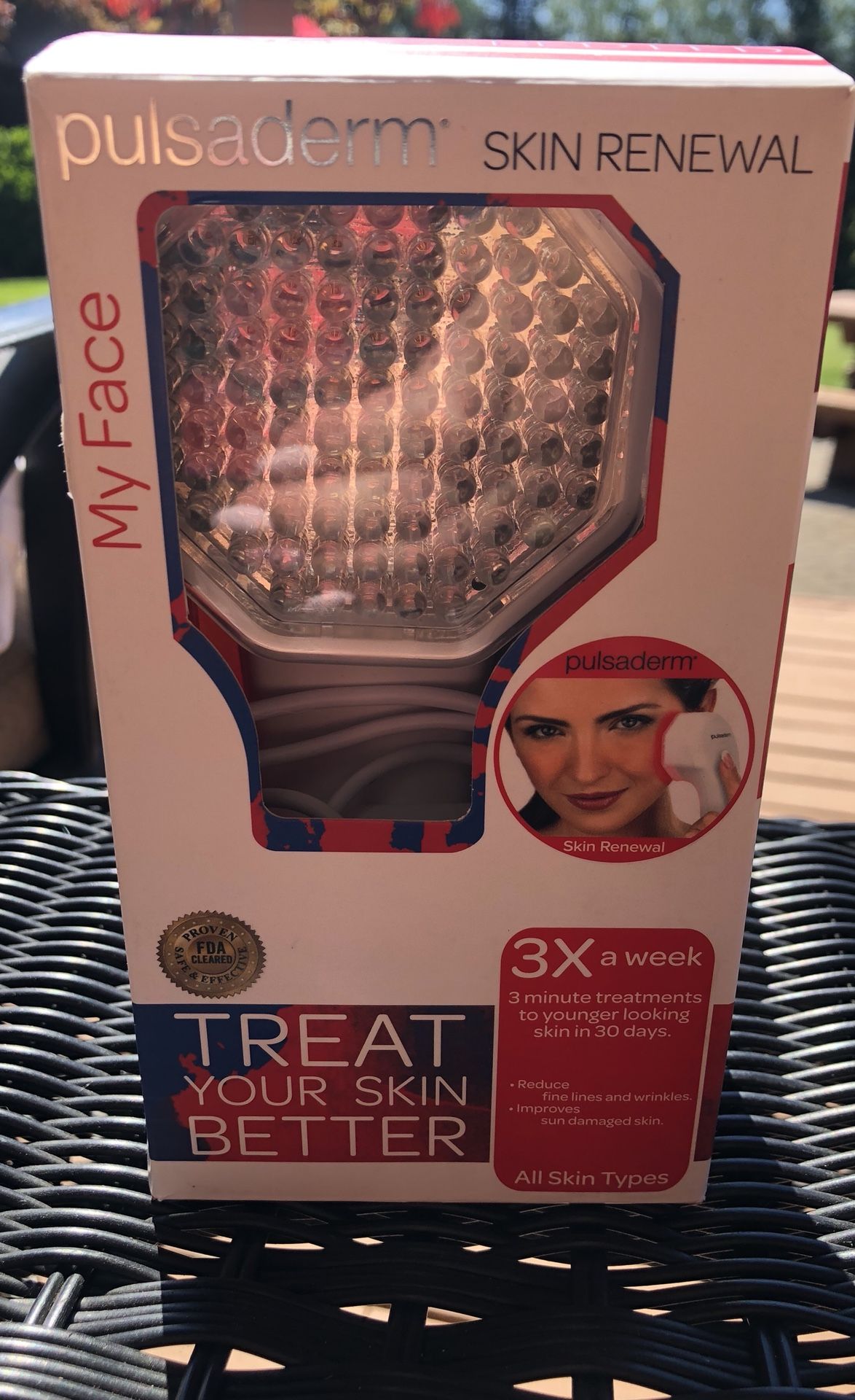 Pulsaderm Red LED Light Therapy
