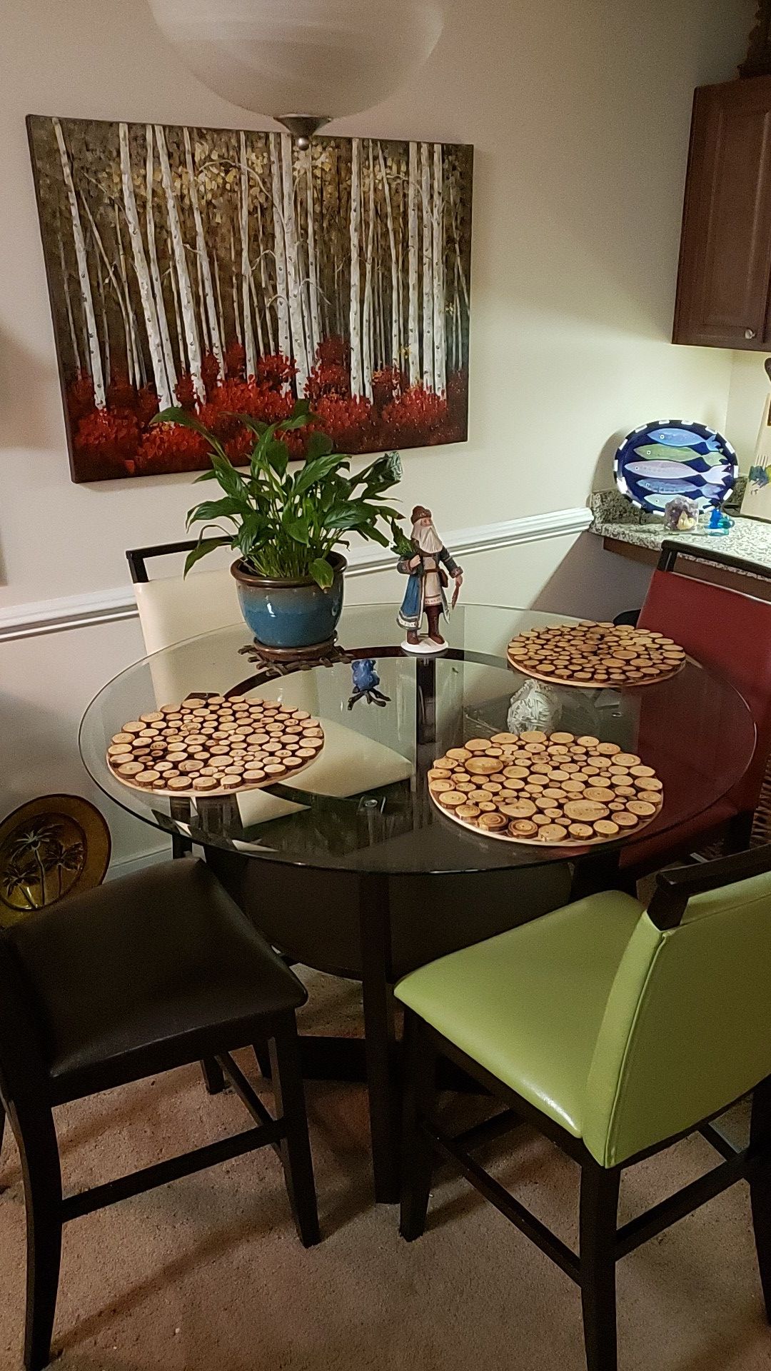 Round glass kitchen table with chairs