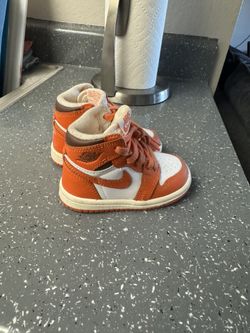 Baby Orange Jordan’s Nikes 5c