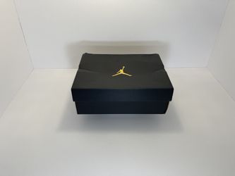 JORDAN RETRO 4