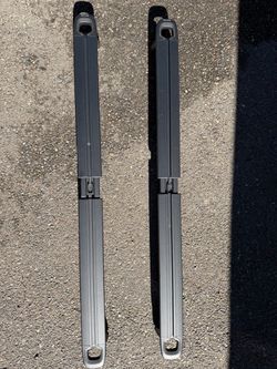 Rivian R1S Gen2 Cargo Crossbars (Dark)