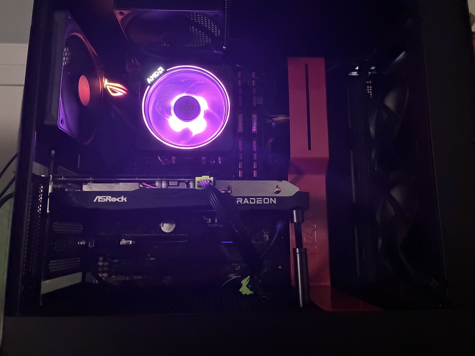 ChadPcs - AMD Ryzen 7 3700x, 16GB RAM, 1TB SSD, RX 6600, W10 ( $400 without GPU)