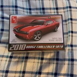 Model Dodge Challenger