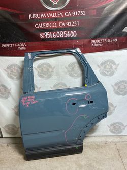 DR5(contact info removed)-2025 Ford bronco sport driver rear door Shell