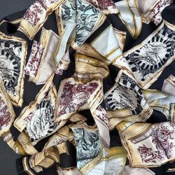 Elegant Black and Gold Women's Scarf