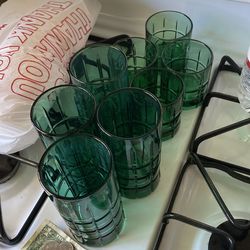 8 emerald glasses
