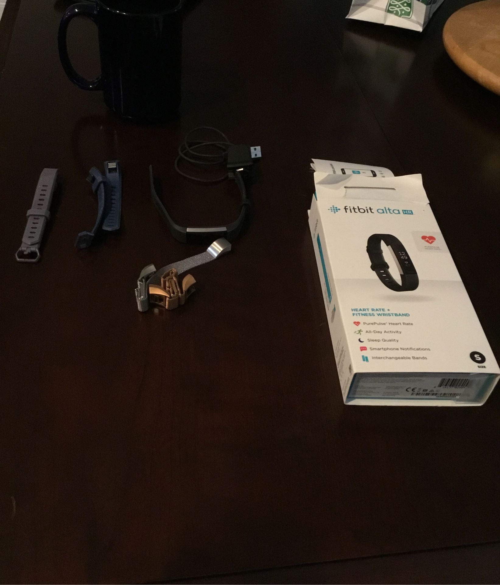 Fitbit Alta HR size small