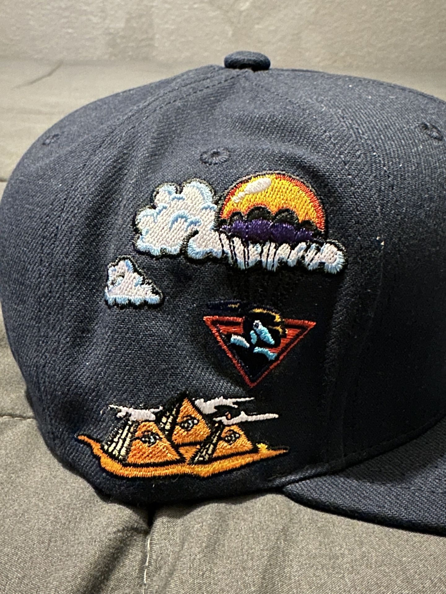 NBA Psychedelic Warriors Snapback for Sale in Modesto, CA - OfferUp