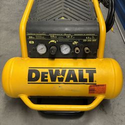 DEWALT 4.5 Gal. Portable Electric Air Compressor
