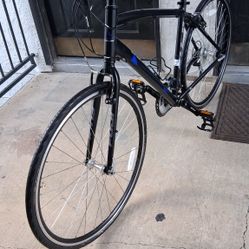 Fuji Absolute 3.0 Aluminum Road Bike