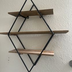 PLANT STAND $10