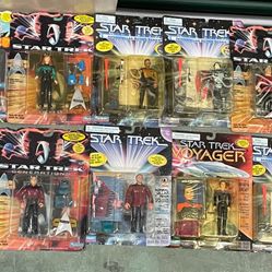 Huge Lot 33 Star Trek Playmates Action Figures NIB Vtg TNG DS9 Voyager Movie