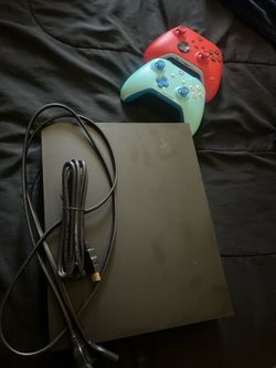 XBOX 1 with CONTROLLERS AND CORDS