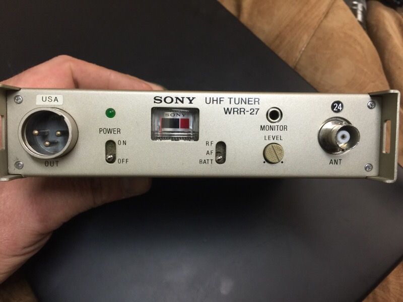 Sony WRR-27 portable uhf tuner for wireless mic. Like new 120$ sells used on eBay for 159.99